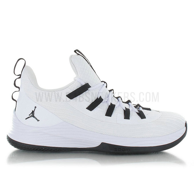 Jordan Ultra Fly 2 Low/black-white Blanc