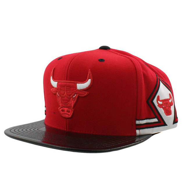 Casquette Chicago Bulls Mitchell&Ness Hook 11 snapback Rouge